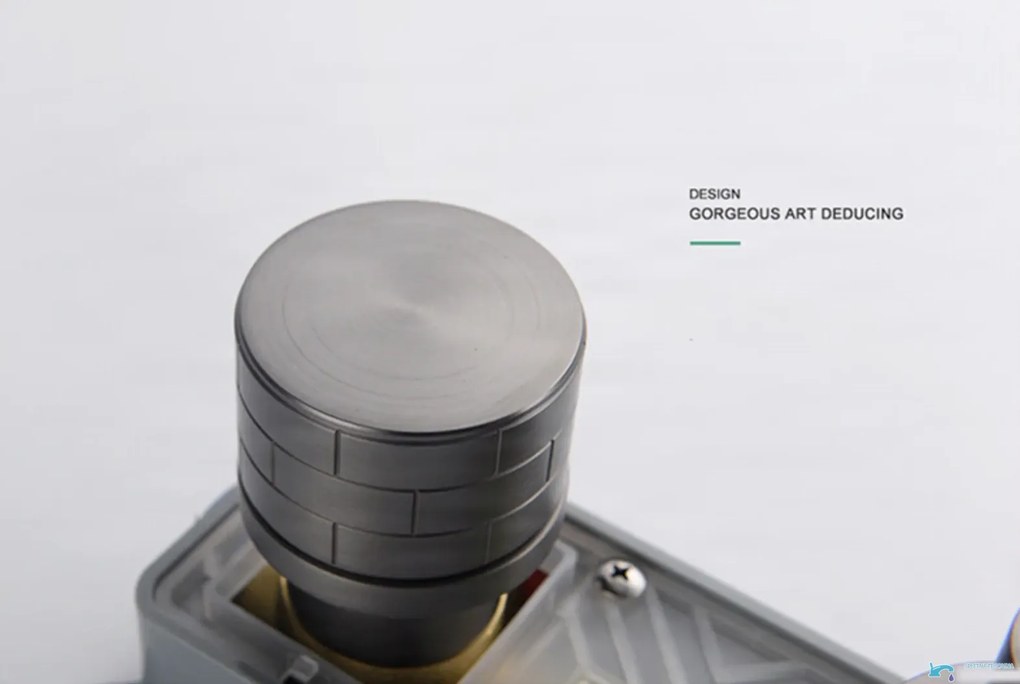Mosdócsaptelep ELITE EDITION BSW1447 falba süllyesztett kivitelben, forgatható kifolyóval, grafitszürke, matt fekete és további színekben — Gunmetal…