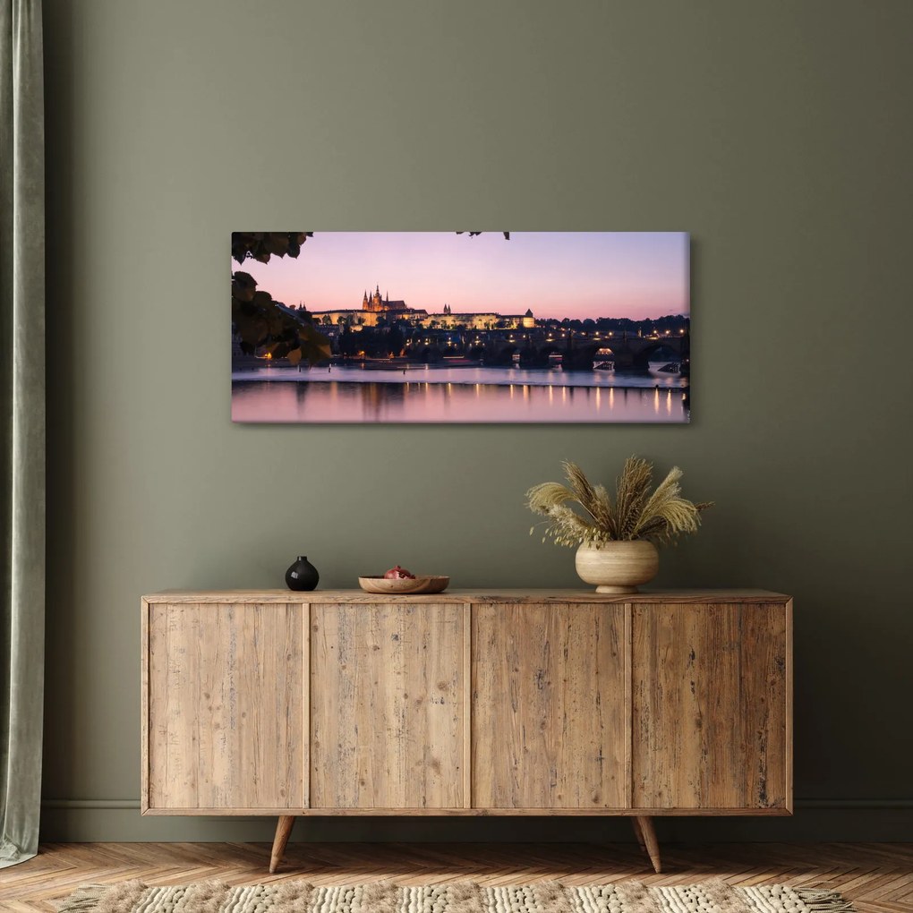 A Prágai vár és a Moldva képe (120x50 cm)