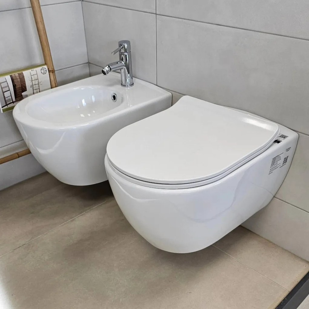 CeraStyle CITY fali WC - perem nélküli - rimless - rejtett szerelésű - 53 cm