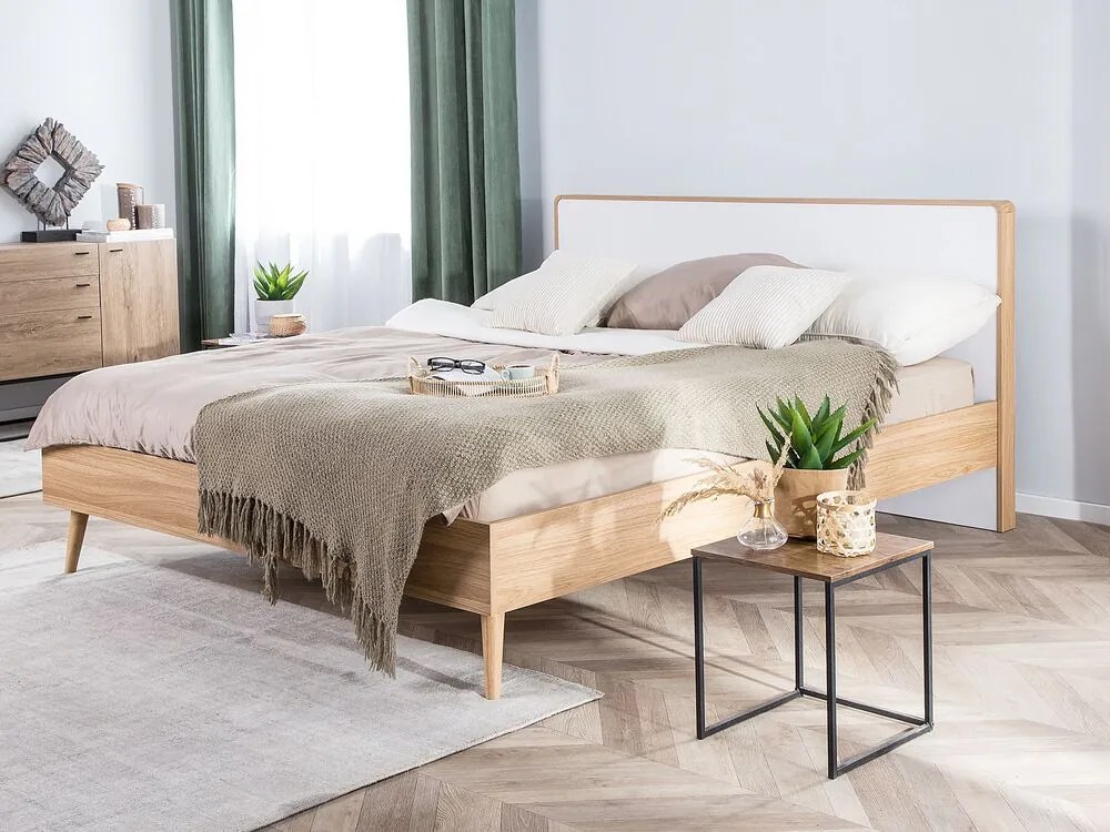 Franciaágy 160 cm SERVI (ágyráccsal és LED világítással) (világos fa). 1007524