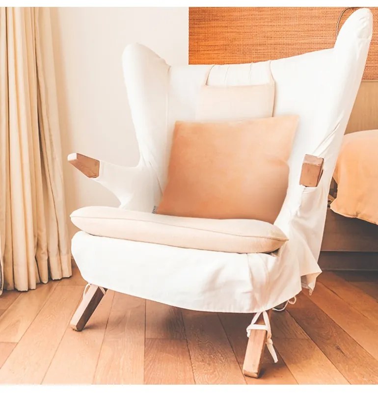 EMI barackszínű velúr díszpárna, Egyedi varrás - kérjük, a méreteket a megjegyzésben tüntesse fel