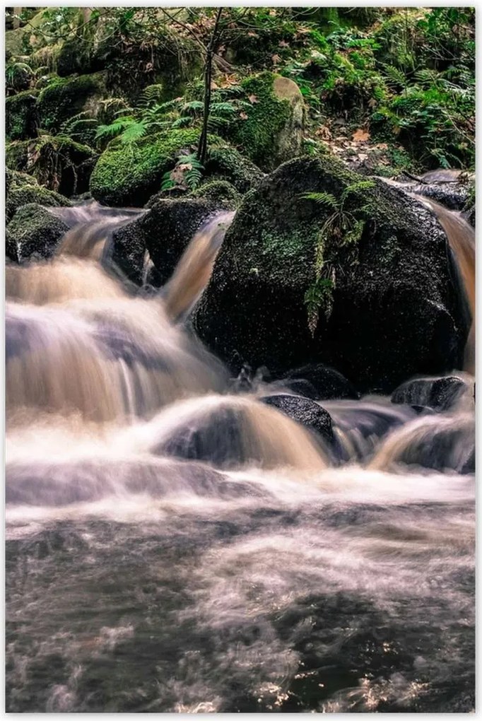 Poszterek 80x120 Hegyi folyó