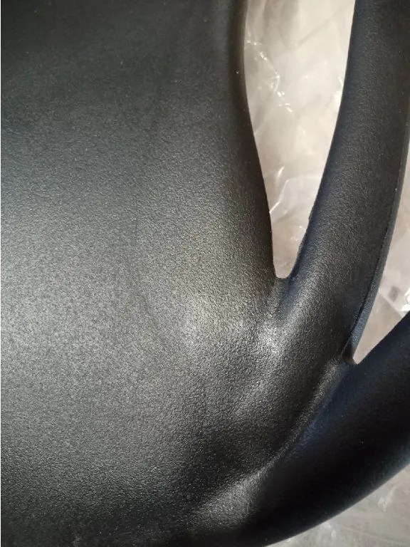 AKCIÓ Fekete műanyag szék KATO II. osztály