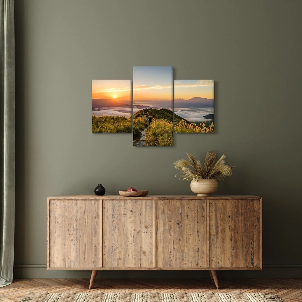 A hegy naplementekor képe (90x60 cm)