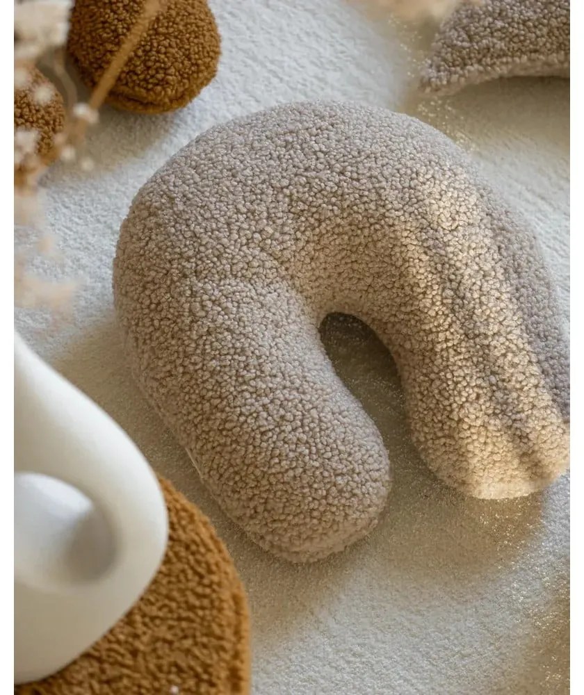 Világosbarna buklé párna gyerek kanapéhoz U – Wigiwama