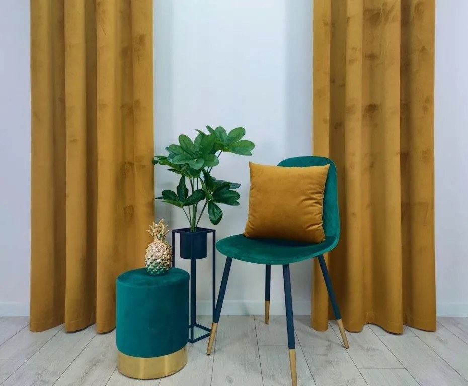 Velvet kész függöny 140x250 bársony arany