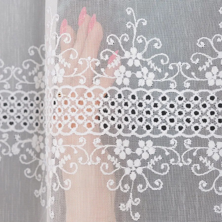 Függöny méteráru 160cm hímzett mintás finom hímzés 0,5m fehér