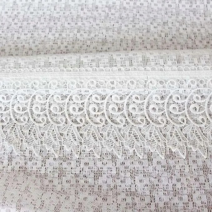 Kész csipkés függöny viktoriánus virág motívummal 60x240cm tejfehér