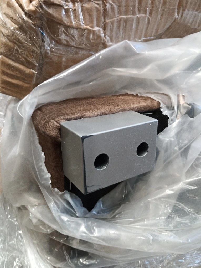 AKCIÓ világosbarna kihúzható sarokkanapé CAVELO, kétszínű II. osztályú