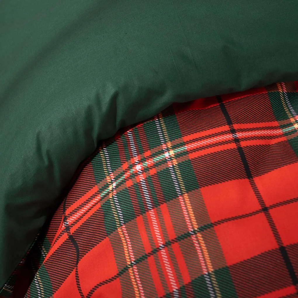 Goldea pamut ágyneműhuzat duo - piros kockás, sötétzöld hátoldal 140 x 220 és 70 x 90 cm