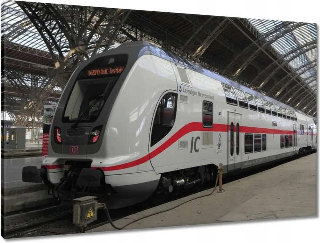 Vászonkép 90x60 Vonat az állomáson