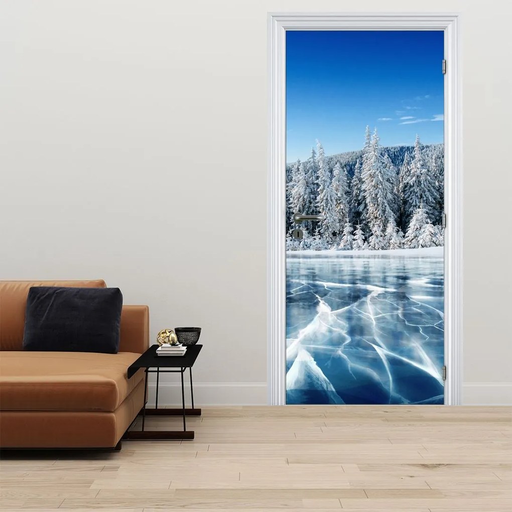 Fotótapéta ajtóra - Befagyott tó és havas fák (95x205cm)