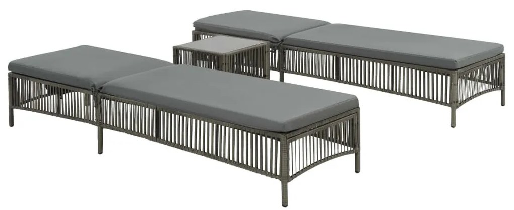 2 db szürke polyrattan napozóágy asztalkával