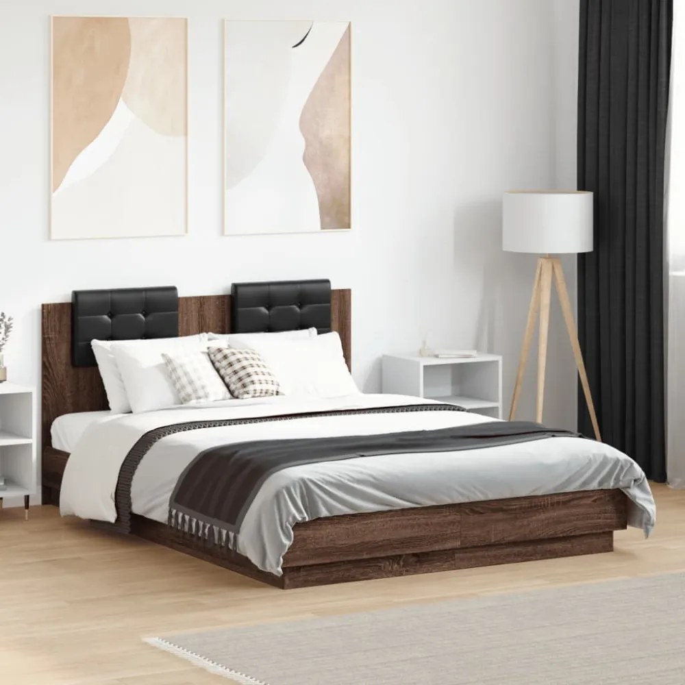 barna tölgy színű ágykeret fejtámlával és LED-ekkel 135x190 cm