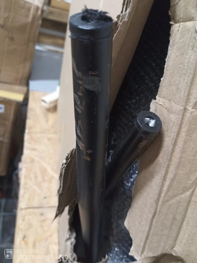 AKCIÓ sötétszürke bársonyszék COMO fekete lábakkal II. osztály