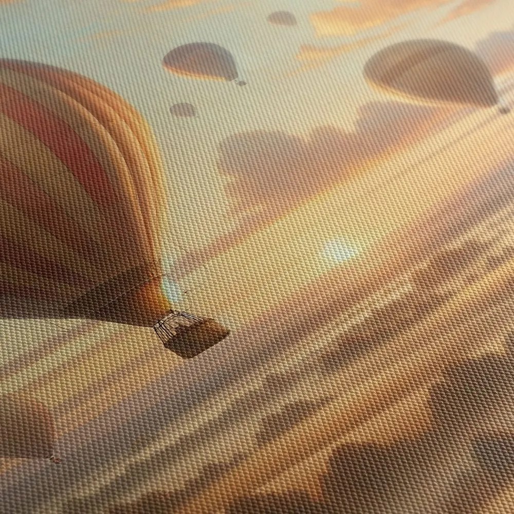 Kép naplemente ballonokkal