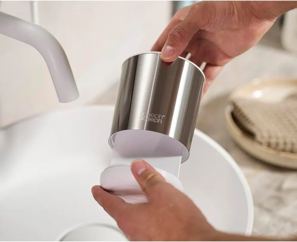 Ezüstszínű rozsdamentes acél fogkefetartó pohár Duo Steel – Joseph Joseph