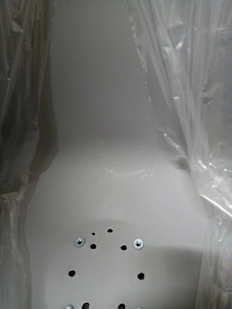 AKCIÓ Világosszürke BALI MARK szék bükk lábakkal, II. osztály