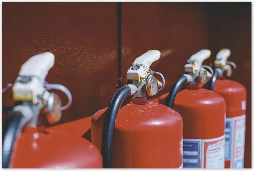 Poszterek 120x80 Piros tűzoltó készülékek