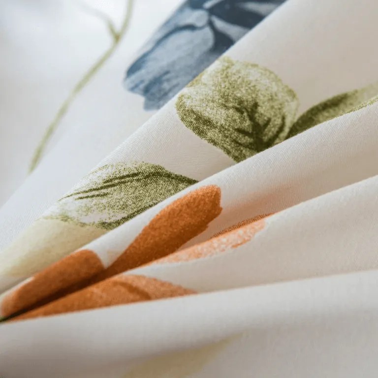 Mikroszálas flanel ágyneműhuzat GENTLE LEAVES krémszínű Ágyneműhuzat mérete: 70 x 90 cm | 140 x 200 cm