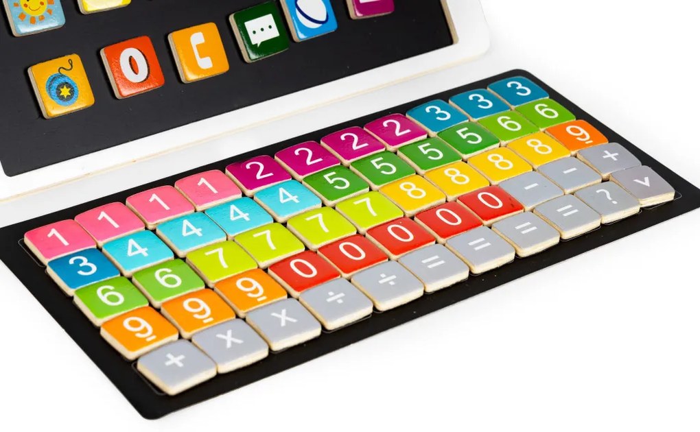 Mágneses fa tablet számokkal