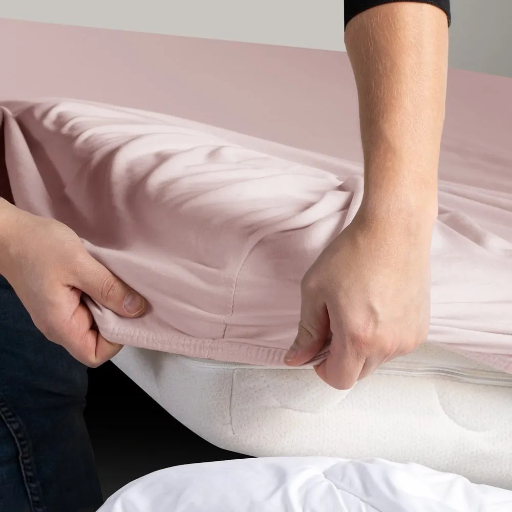 Világos rózsaszín gumis jersey lepedő 160x200 cm Amber – Restilo