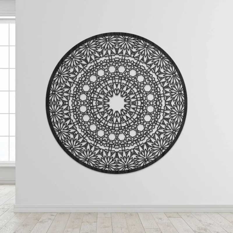 Fából készült mandala a falon | POIET