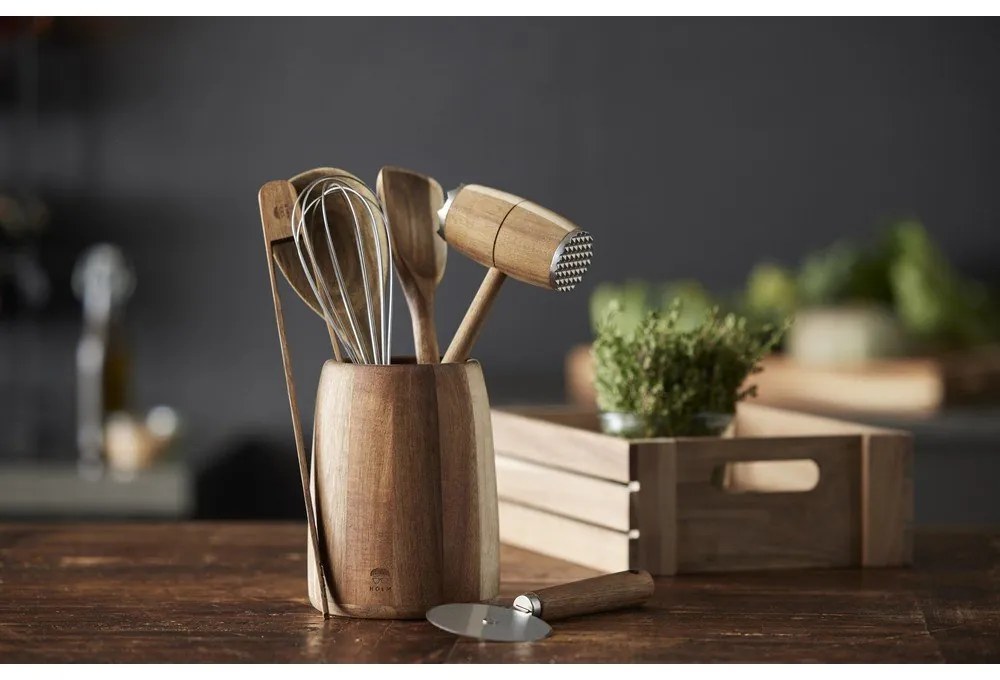 Húsklopfoló – Holm