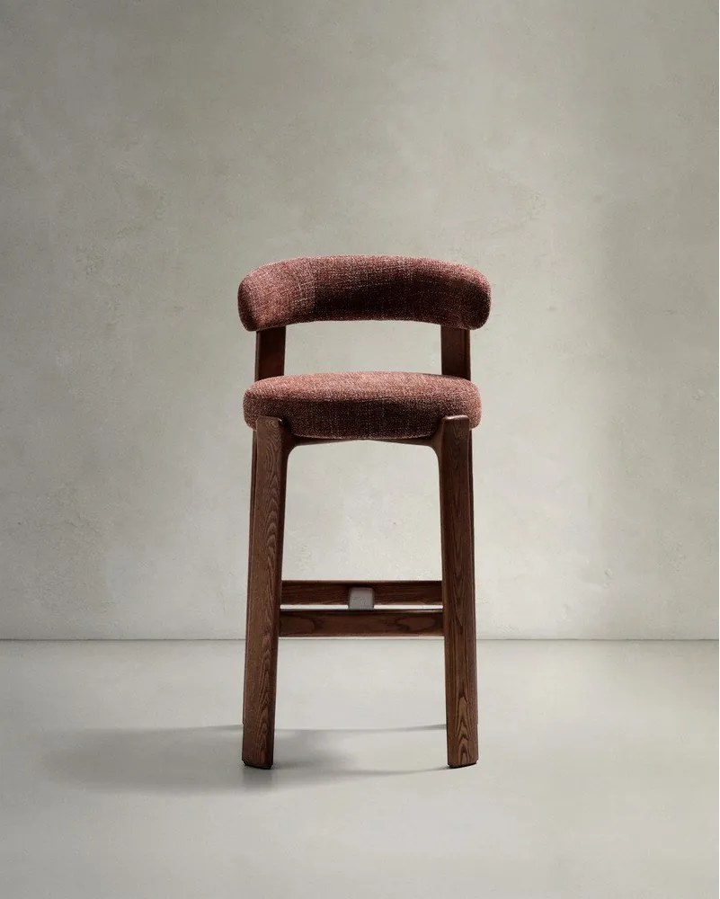 Barna-sötét natúr színű kőrisfa bárszék (ülésmagasság 75 cm) Granite – Kave Home