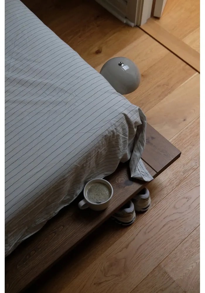 Barna borovi fenyő egyszemélyes ágy ágyráccsal 90x200 cm Japan – Karup Design