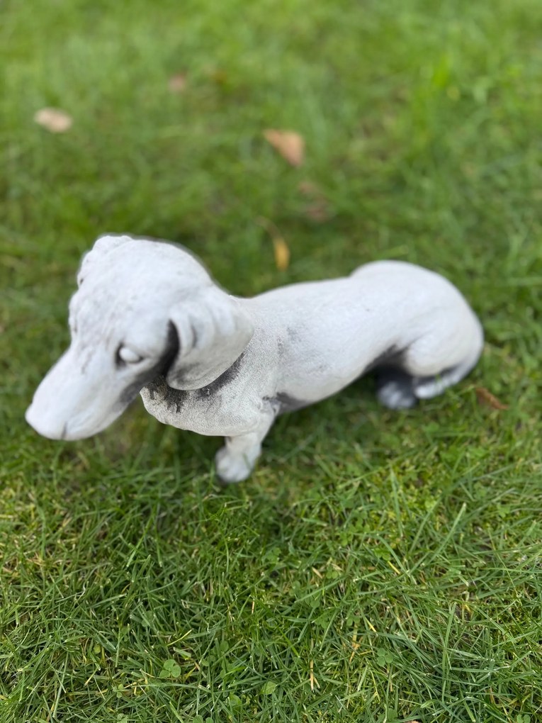 Kutya figura,Tacskó Beton figura Kutya