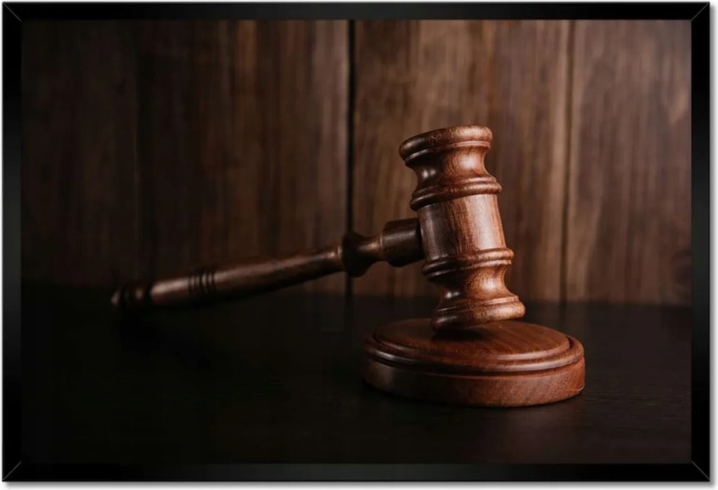 Poszterek keretben 60x40 Fa bíró kalapács