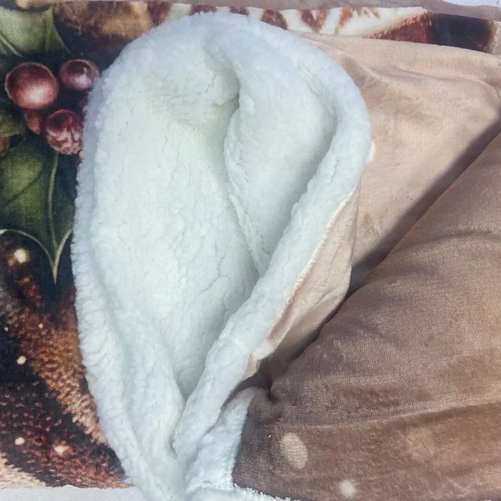 Karácsonyi takaró mikroplüss bárányból, manóbarna150x200cm TiaHome