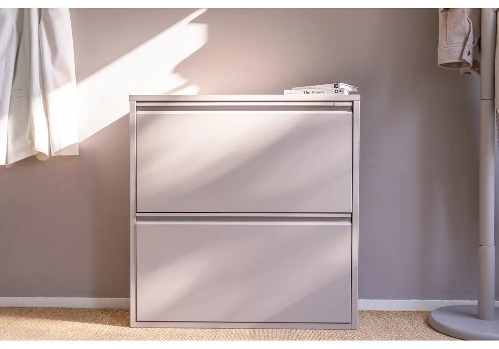 Szürkésbarna fém billenő ajtós cipőtartó 75x77,5x22,5 cm Billy – Spinder Design