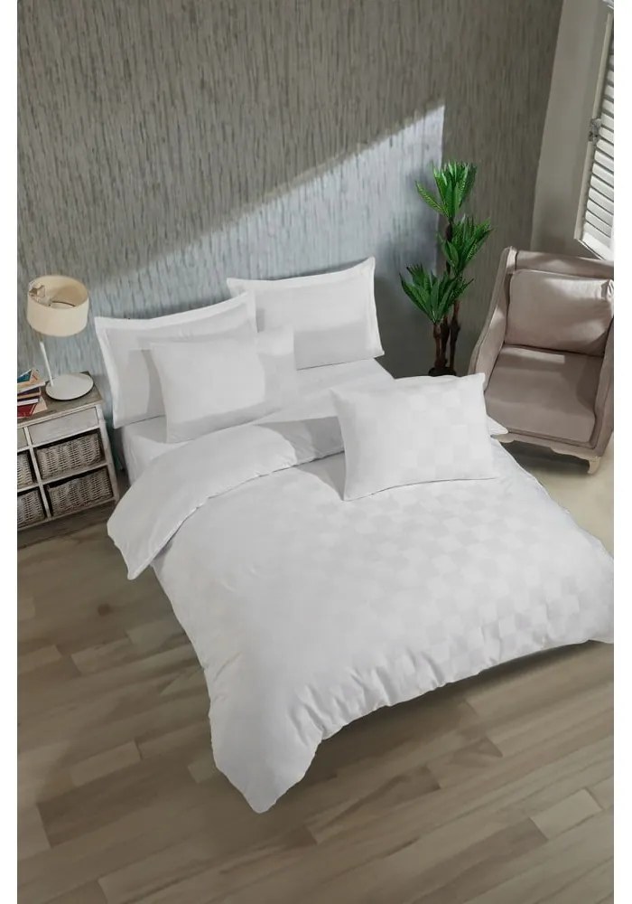 Fehér kétszemélyes damaszt ágyneműhuzat 200x200 cm Kareli – Mijolnir