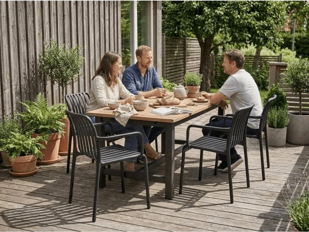 Műanyag szék TREGO karfával, antracit színű