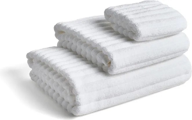 Fehér frottír pamut fürdőlepedő 70x140 cm Navira – Kave Home