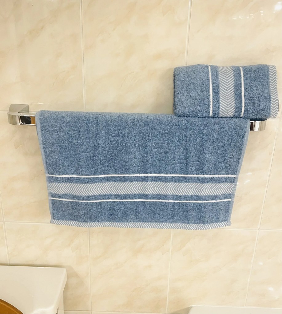 4 db Monaco kék fürdőlepedő szett 70x140cm és törölközők 50x90cm TiaHome