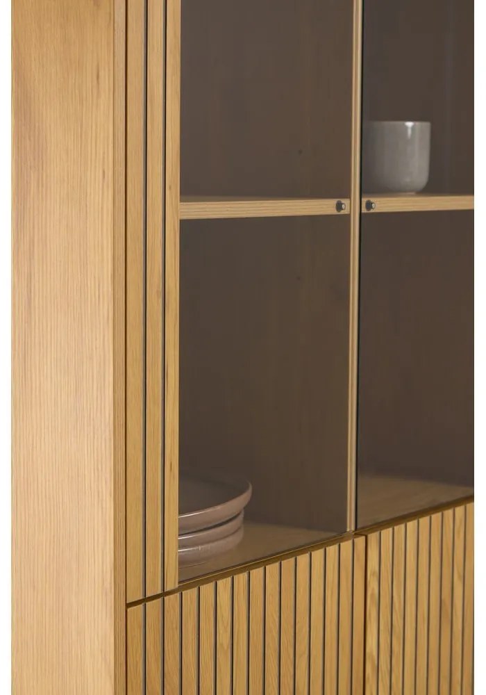 Natúr színű tálalószekrény tölgyfa dekorral 80x180x40 cm Jaipur – Actona