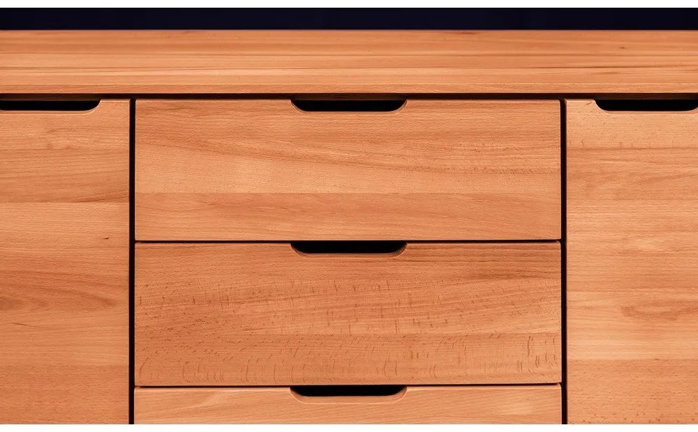 Alacsony bükkfa komód 134x63 cm Greg - The Beds