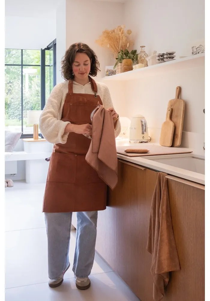 Kötény Velmar – Tiseco Home Studio