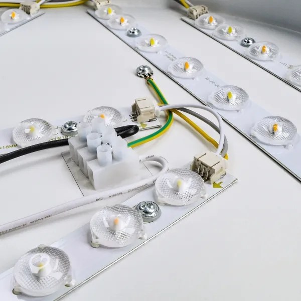 Brilagi-LED Dimmelhető POOL SMART medencelámpa LED/48W/230V 40 cm Wi‑Fi Tuya+ távirányító fehér