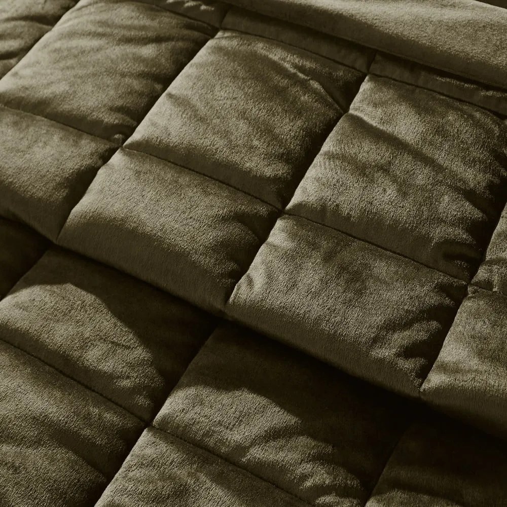 Khaki bársony steppelt ágytakaró 220x220 cm Kingsley – Catherine Lansfield