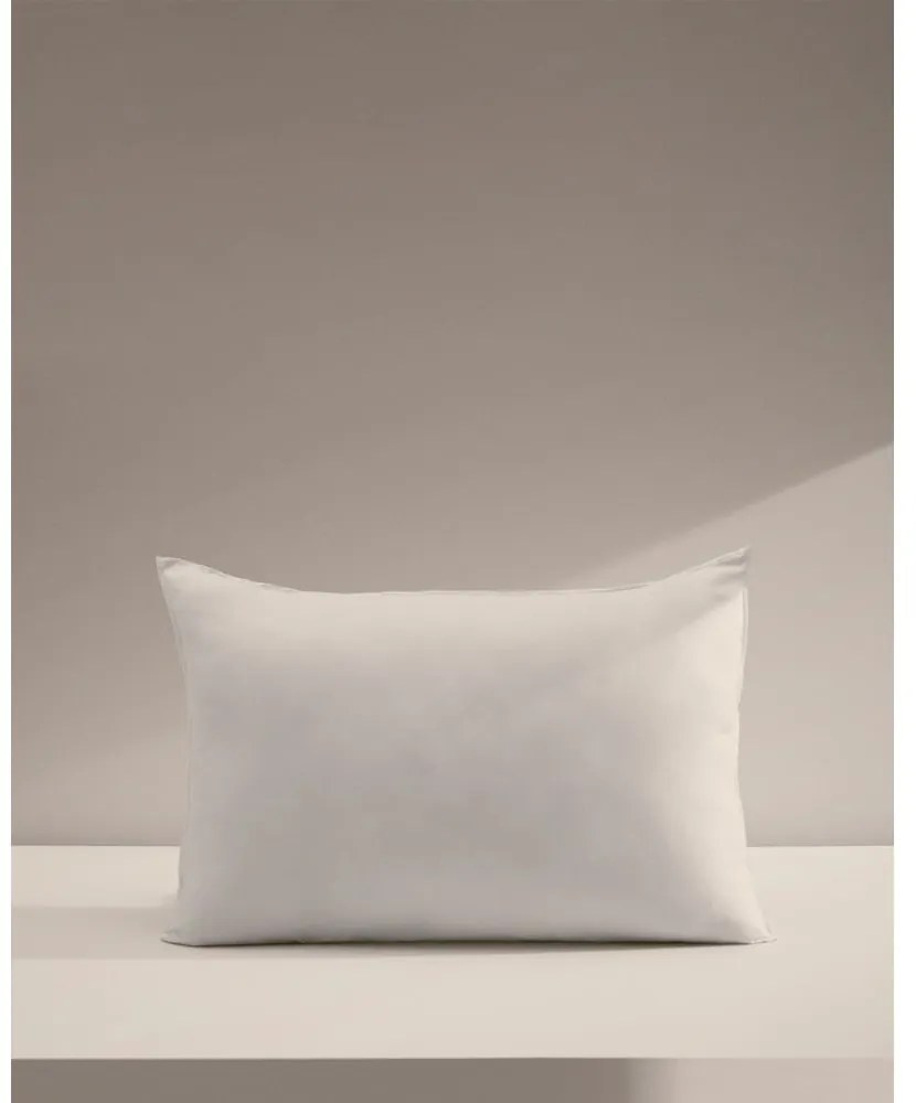 Párna 40x70 cm Fluff – Kave Home