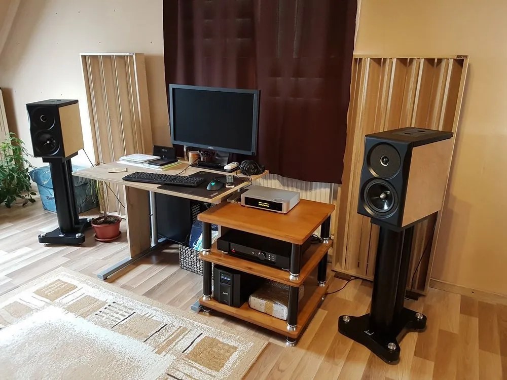 QRD Diffúzor - fekete , 1db 120x60x10cm Csomagolva, szállítással.
