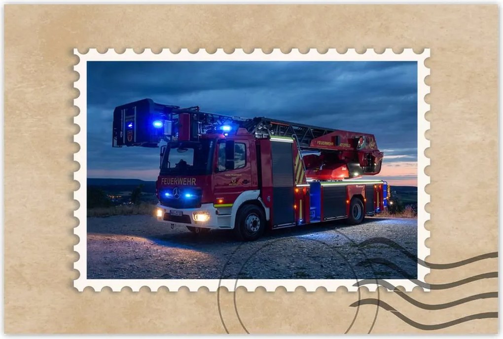 Poszterek 90x60 Tűzoltóautó a jelzésen