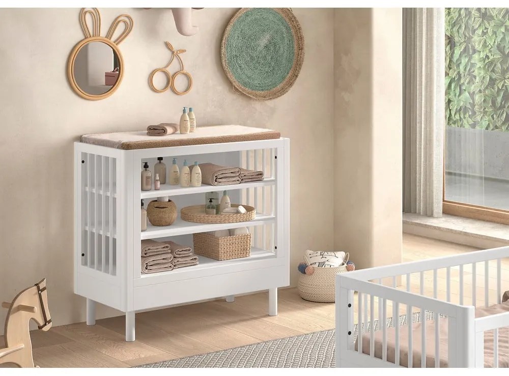 Fehér bükkfa gyerek komód pelenkázó feltéttel 100x95x55 cm Forrest – Vipack