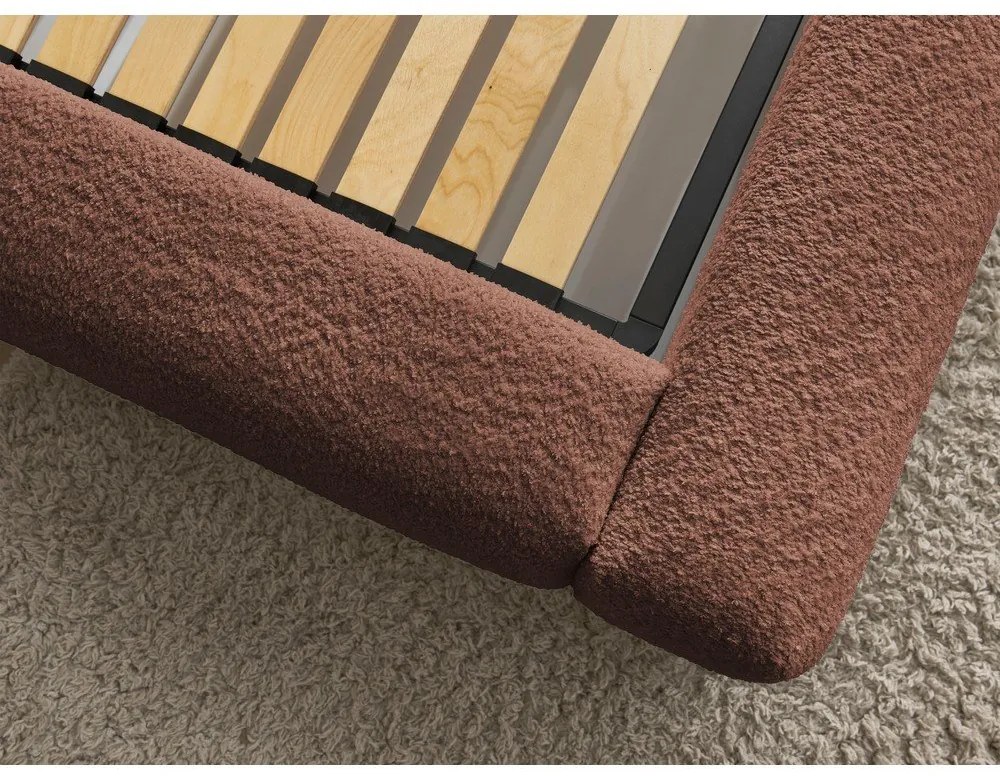 Narancssárga kárpitozott ágyneműtartós franciaágy ágyráccsal 180x200 cm Orlane – Bobochic Paris