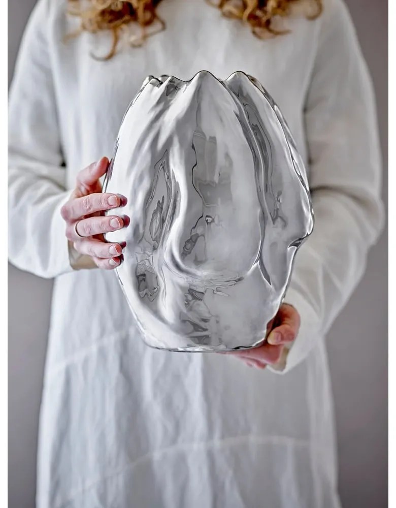 Ezüstszínű kőedény váza (magasság 29 cm) Bobby – Bloomingville