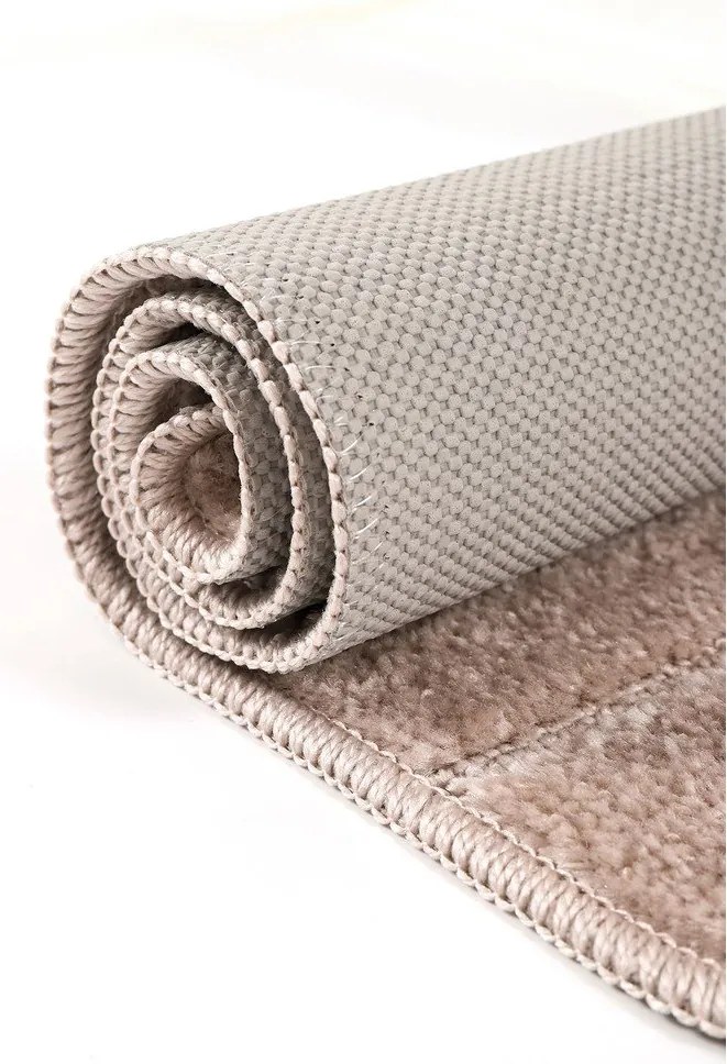 Barna fürdőszobai kilépő szett 2 db-os 50x80 cm Yeni Cizgli – Foutastic